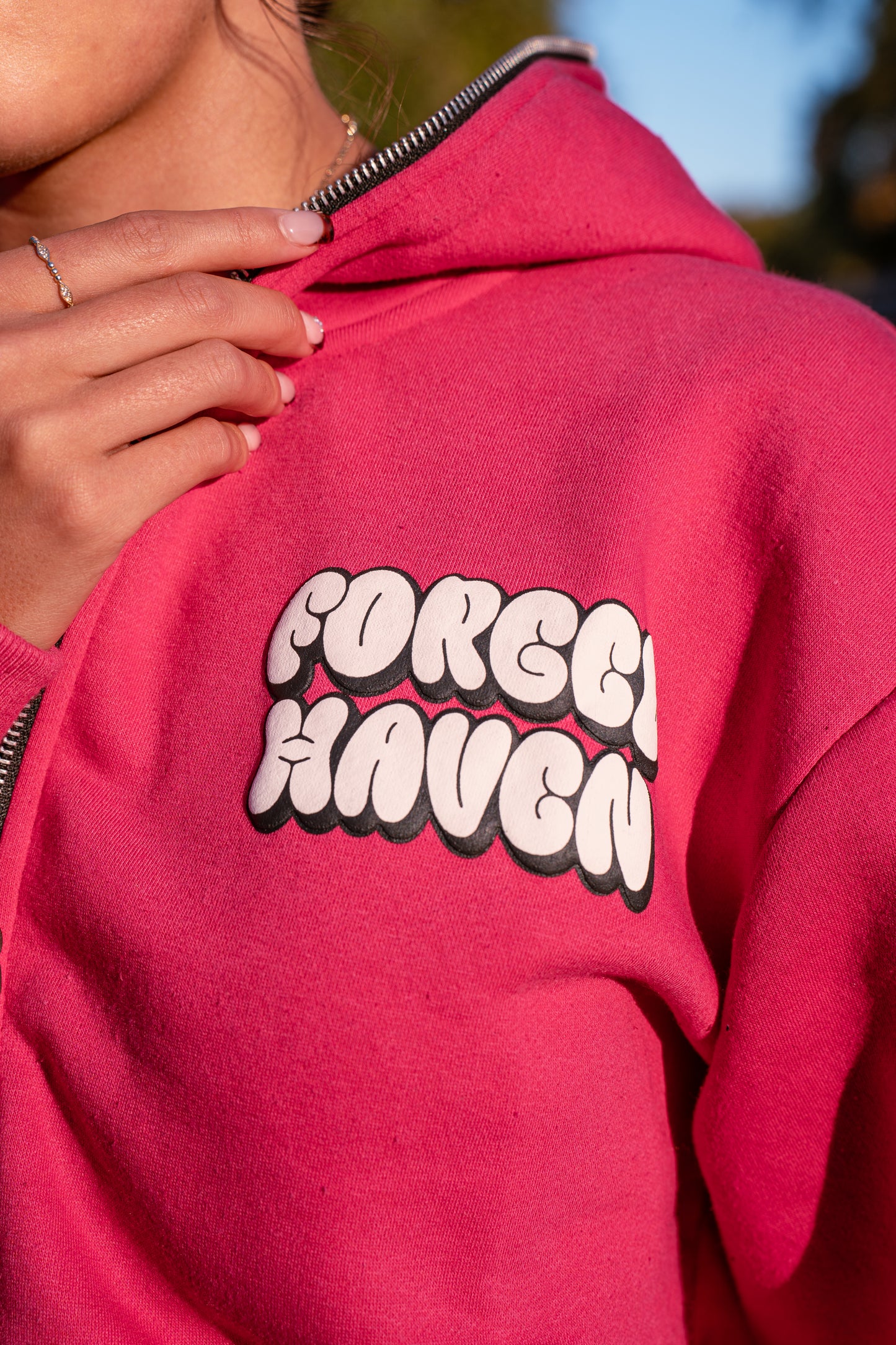 EYV FULL ZIP-UP HOODIE "PINK"